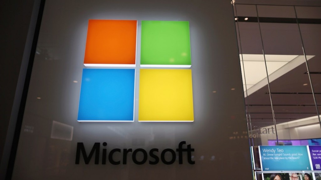 Microsoft venderá su división de móviles básicos a Foxconn