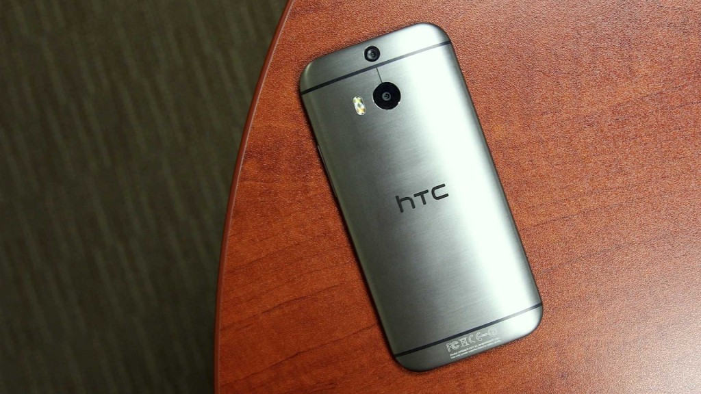 Filtraciones revelan como sería la pantalla del nuevo HTC One M9