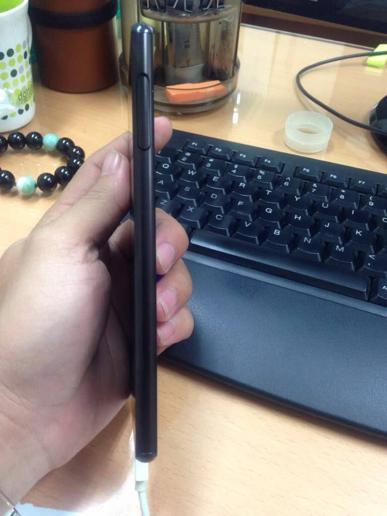 SONY-XPERIA-Z4-5[1]