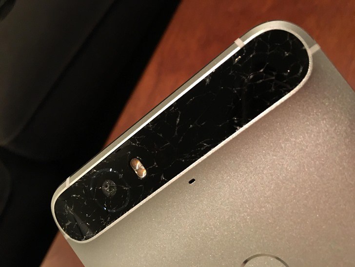 Usuarios reportan quiebres en el panel trasero del Nexus 6P