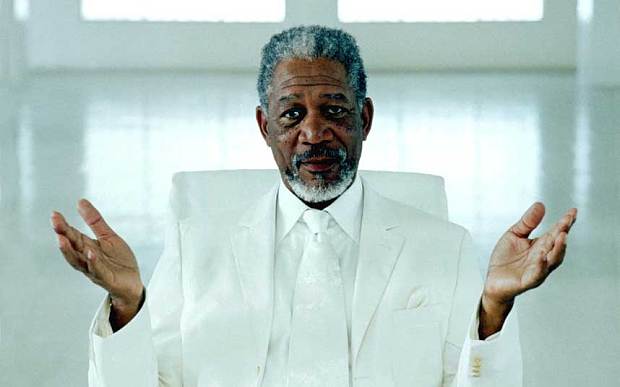 Ahora Morgan Freeman puede ser tu copiloto gracias a Waze