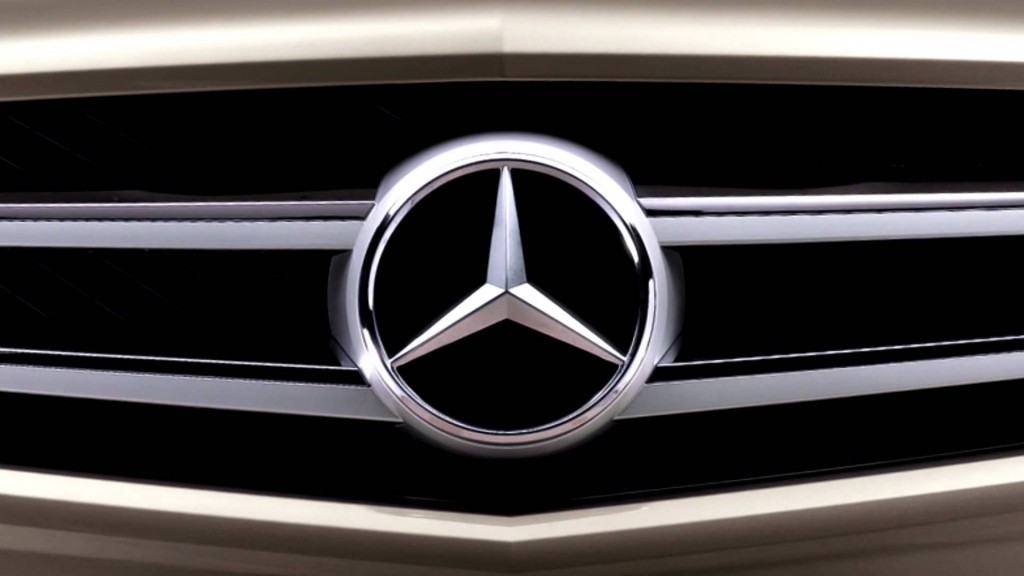Mercedes-Benz se une a la Open Automotive Alliance