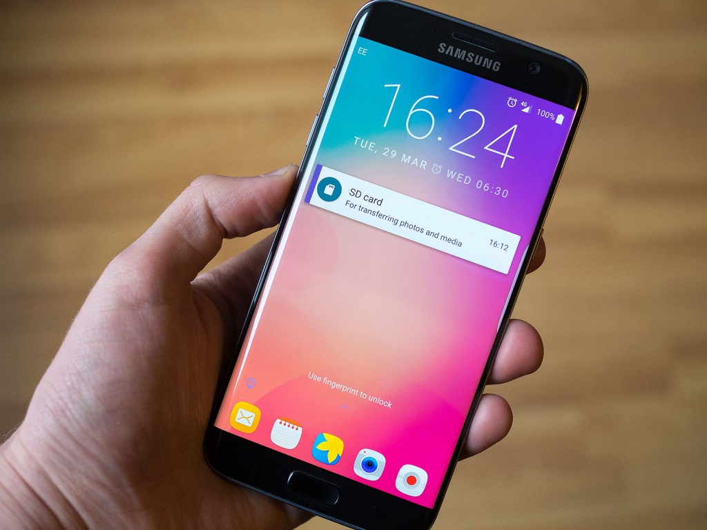 Samsung nos podría estar dando pistas acerca de un Galaxy S8 color amatista