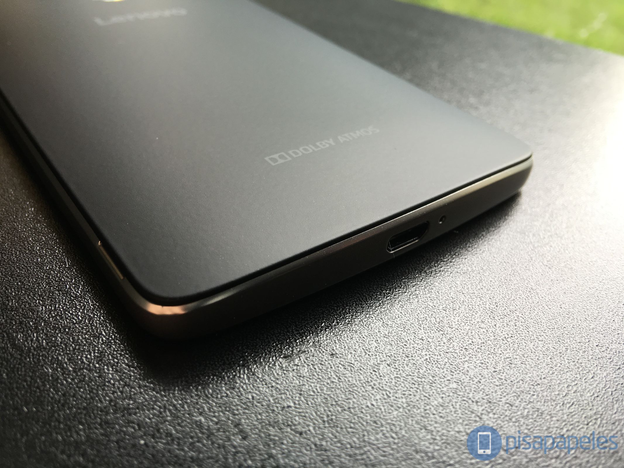 LENOVO A7010 PISAPAPELES.NET_12