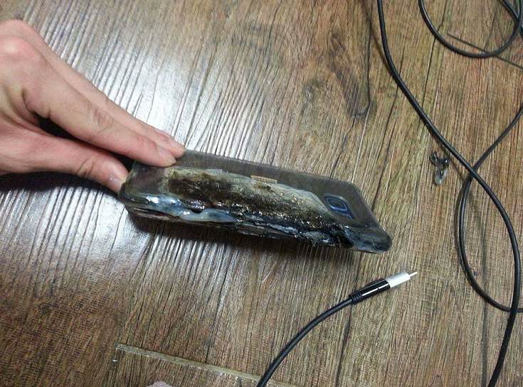 Samsung Galaxy Note 7 explota mientras se cargaba con un cable no oficial