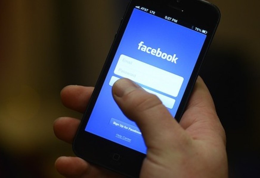 Facebook llega a los casi 2 mil millones de usuarios