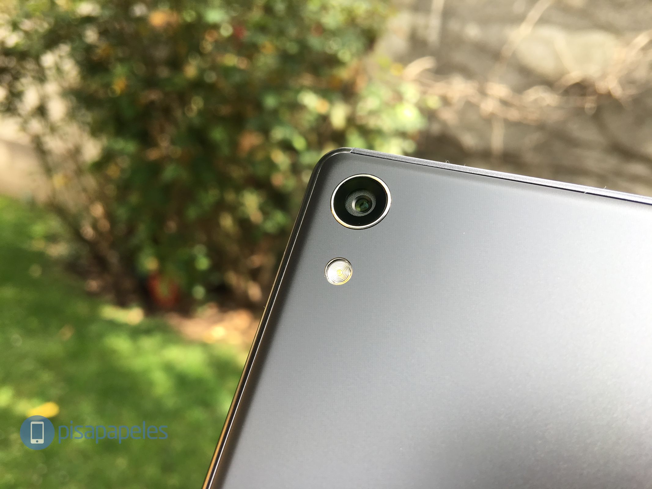 sony-xperia-xa-ultra-pisapapeles-net_13