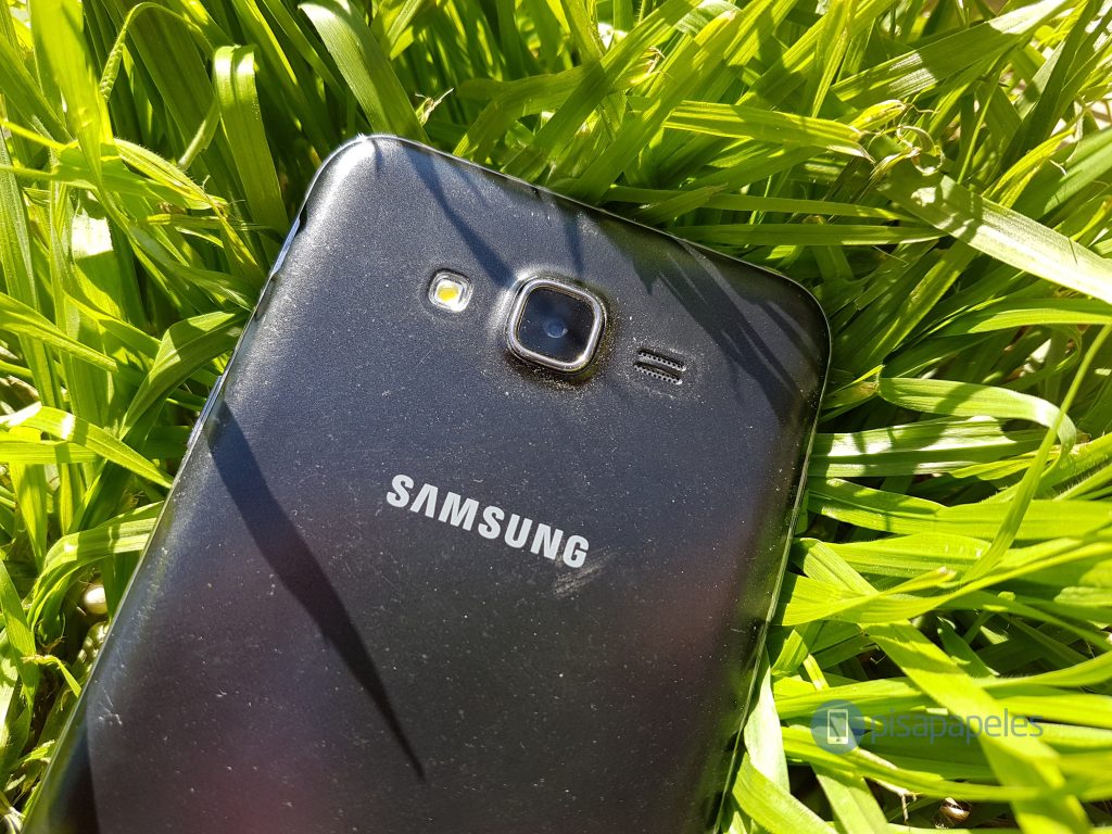 Aparecen fotografías de las baterías de los próximos Samsung Galaxy S8 y Galaxy S8+