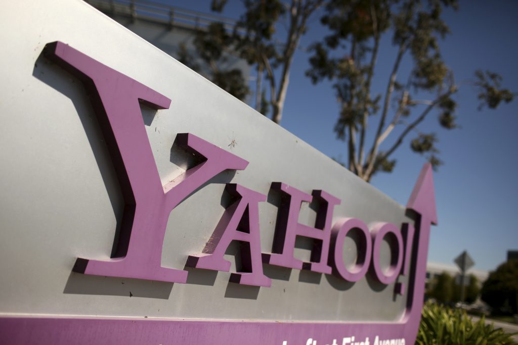 Yahoo habría espiado a todos su usuarios de correo en 2015