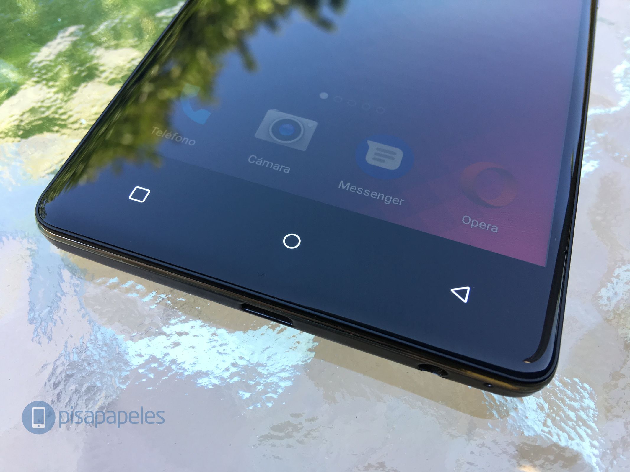 blu-vivo-5r-pisapapeles-net_17
