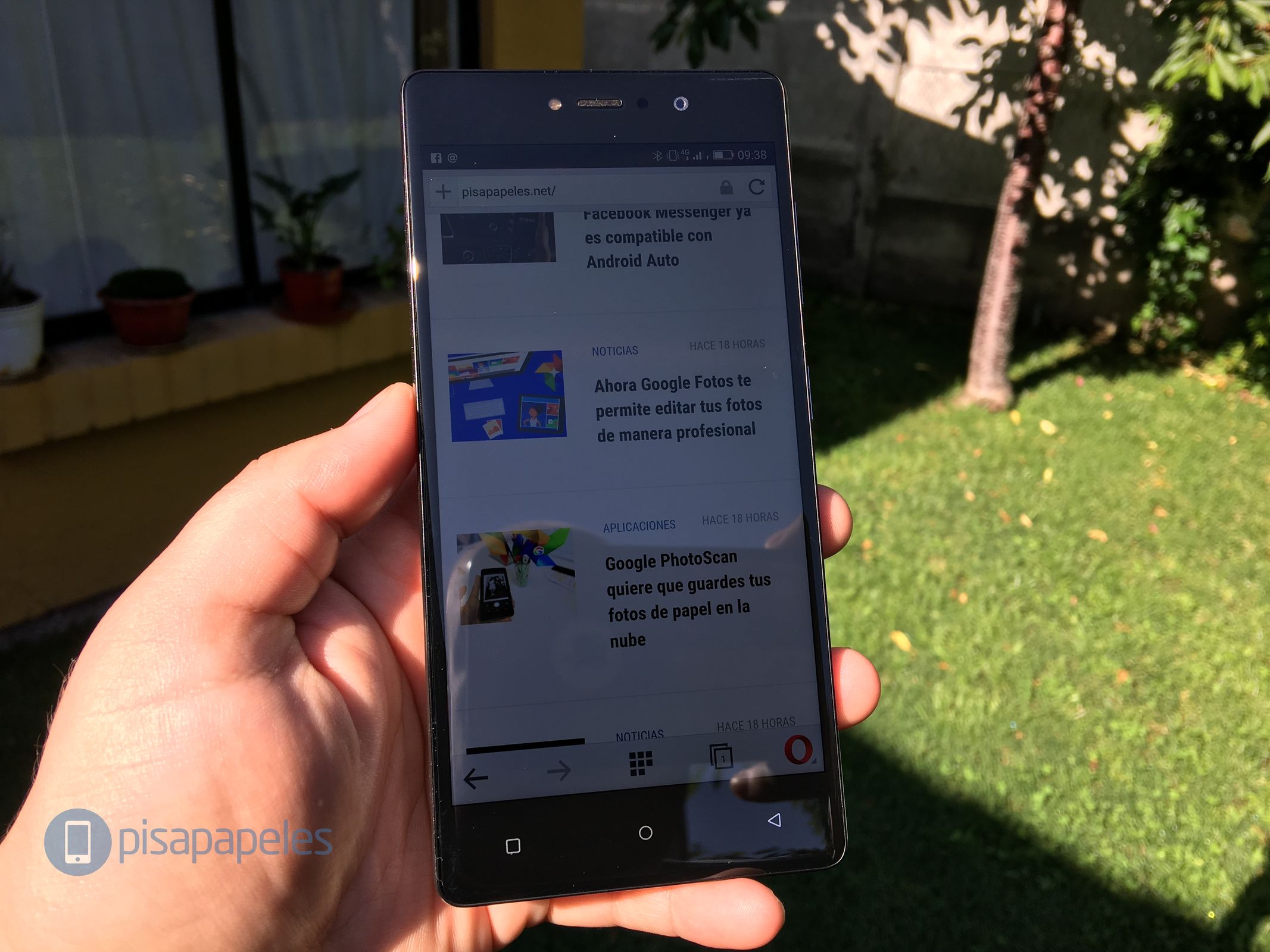 blu-vivo-5r-pisapapeles-net_6