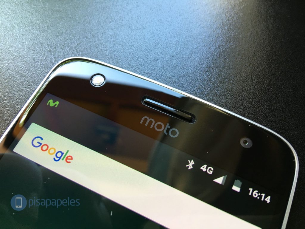 Android 7.1.1 Nougat comienza a llegar a los Moto Z Play