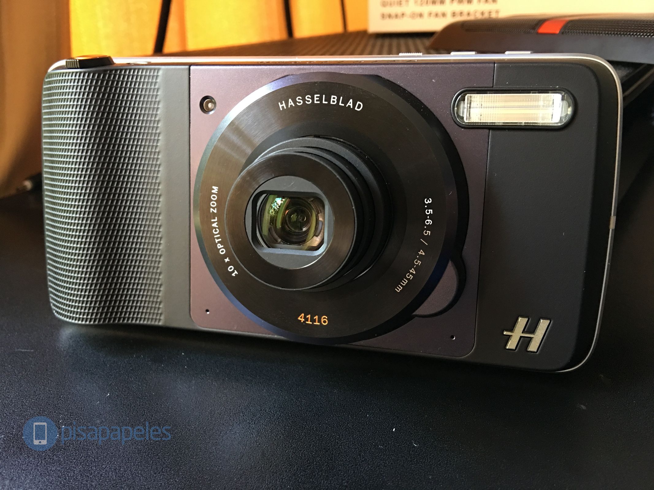 moto-z-play-pisapapeles-net_6