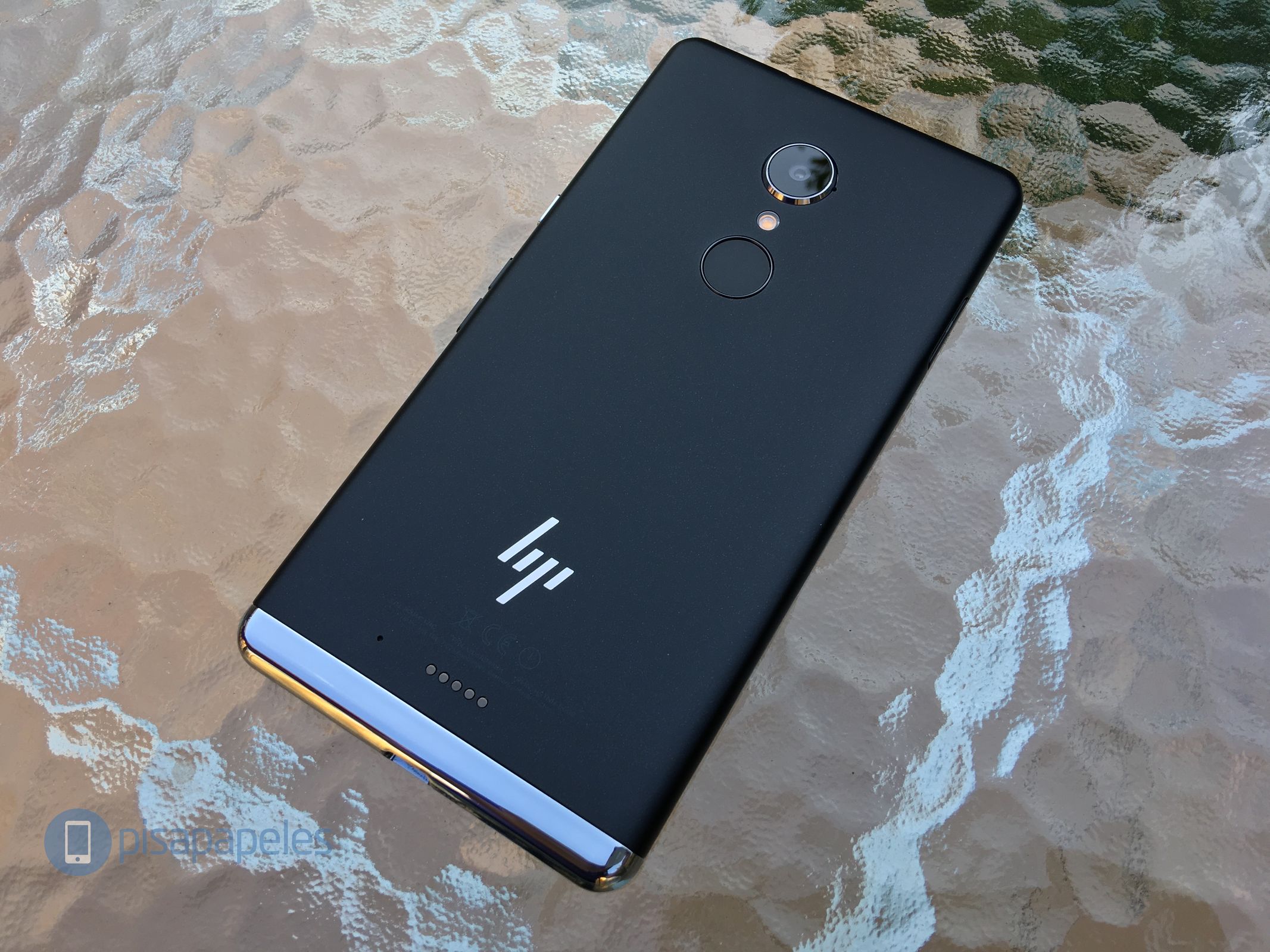 hp-elite-x3-pisapapeles-net_16