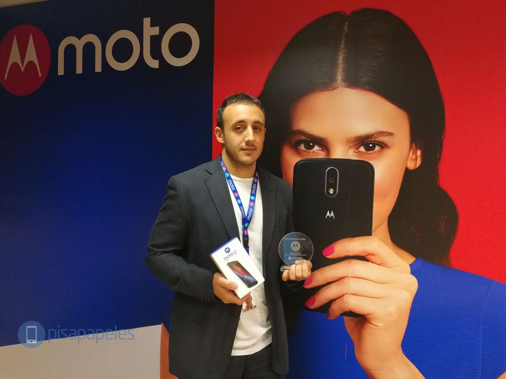 Moto Chile recibe el premio #Mobi2016 al “Smartphone del pueblo”