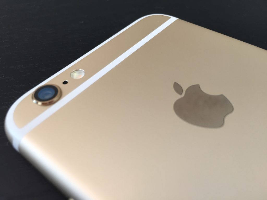 Apple revela por error el diseño y algunas especificaciones del iPhone 8