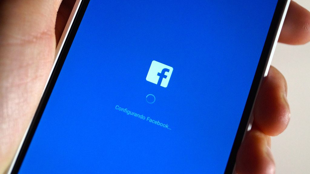 Facebook está probando una nueva característica muy parecida a Tinder