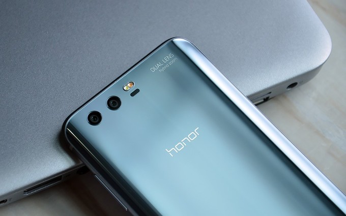 Huawei confirma que su sub-marca ha vendido más de un millón de unidades del Honor 9 en su primer mes