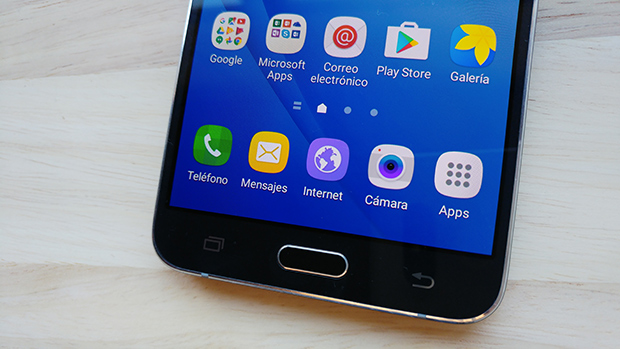 Samsung Galaxy J7 (2016) ya está recibiendo Android 7.0 Nougat
