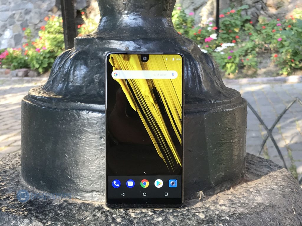 Essential Phone ya se actualiza a Android 8.1