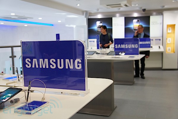 Samsung presentará su smartphone tipo flip tope de gama el 1 de diciembre