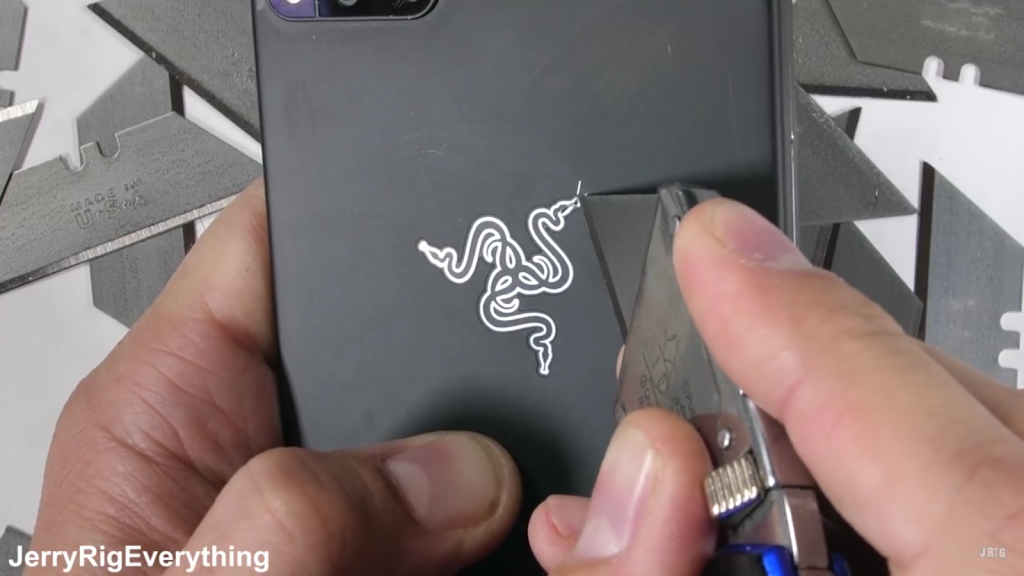 El Razer Phone es sometido a duras pruebas de durabilidad