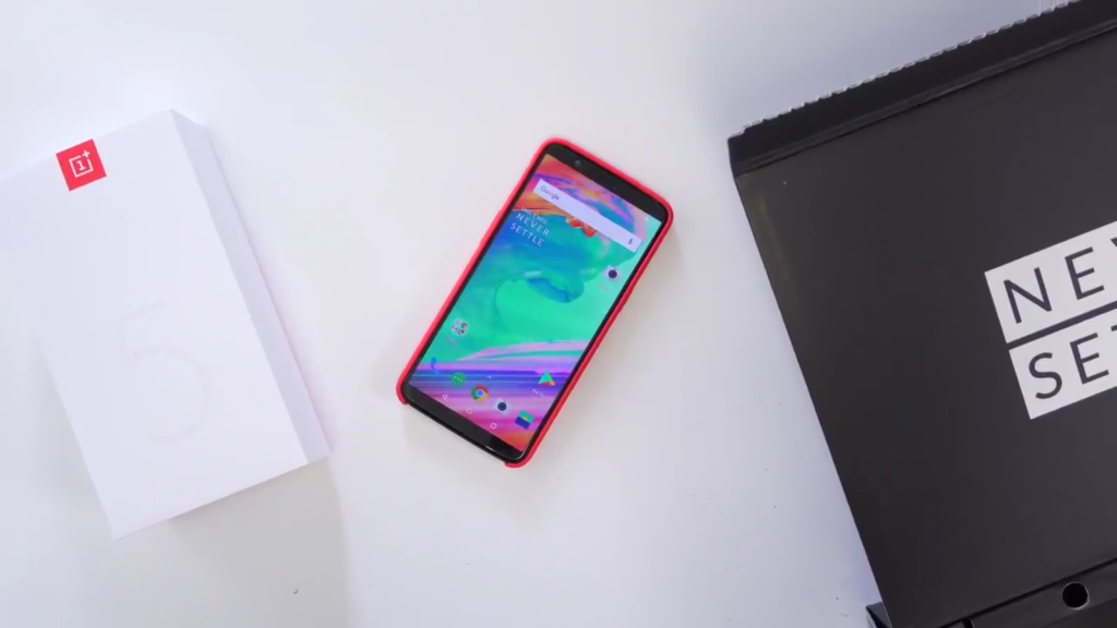 El primer unboxing del OnePlus 5T ya apareció en la web