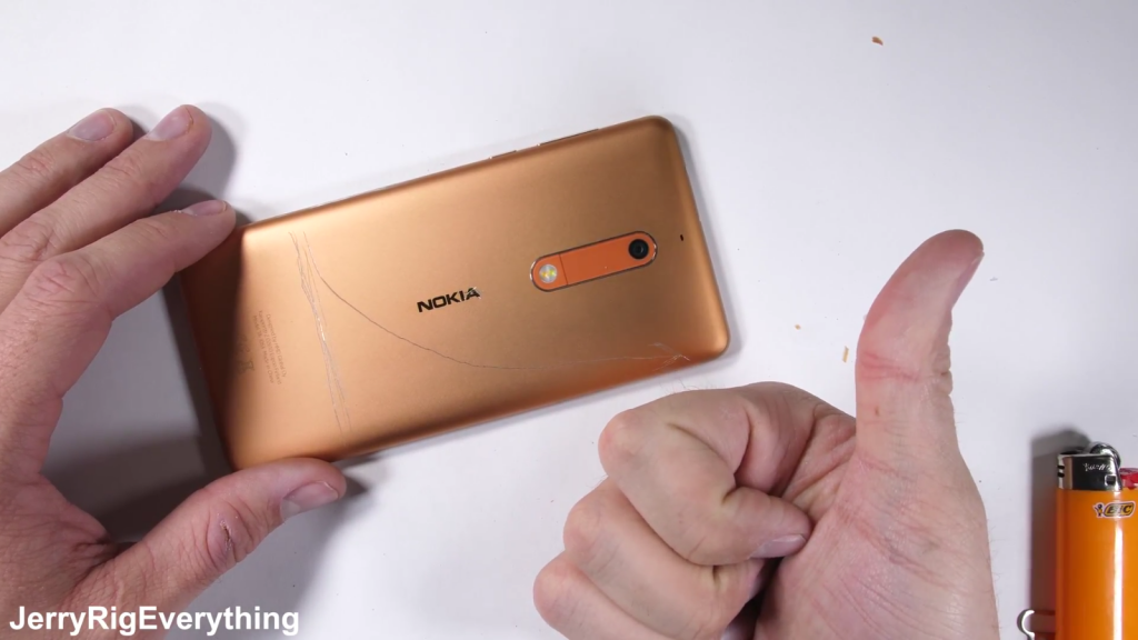 Nokia 5 pasa por las más duras pruebas de durabilidad y queda bien parado