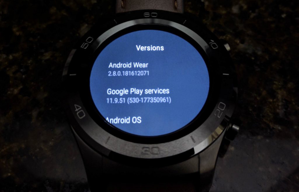 Android Wear 2.8 comienza a llegar a algunos relojes inteligentes e integra un nuevo tema completamente negro
