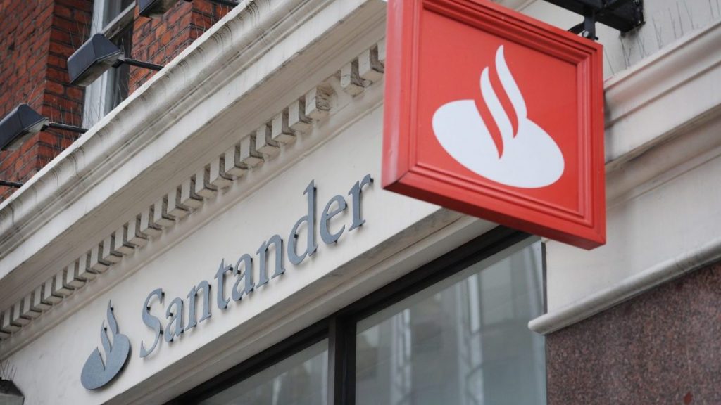 Banco Santander actualiza su aplicación móvil con un necesario rediseño de su interfaz