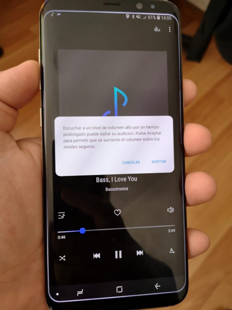Android ya no permitiría pasar por alto la advertencia de volumen excesivo