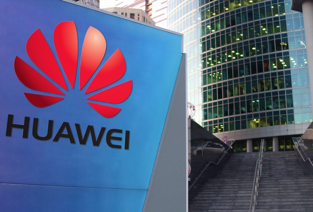Huawei se suma a la carrera por un smartphone plegable con 5G