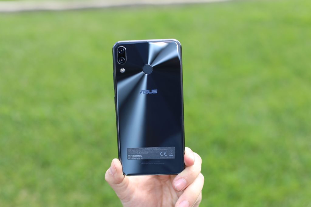 ASUS Zenfone 5z PISAPAPELES -28