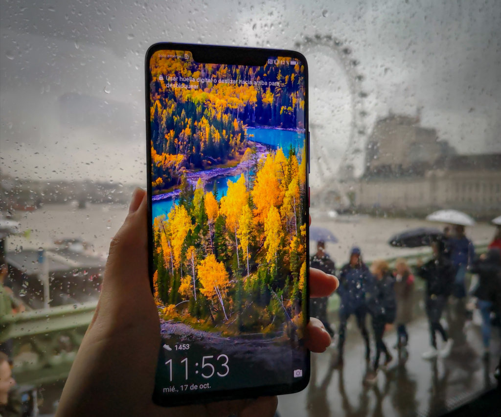 Unboxing Huawei Mate 20 Pro