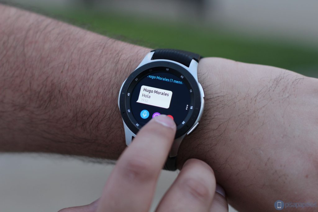 Samsung patenta una pantalla con lector de huella para relojes inteligentes
