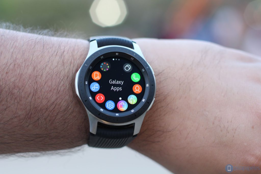 Samsung Galaxy Watch recibe nueva actualización que mejora el seguimiento al nadar y mejora las alarmas