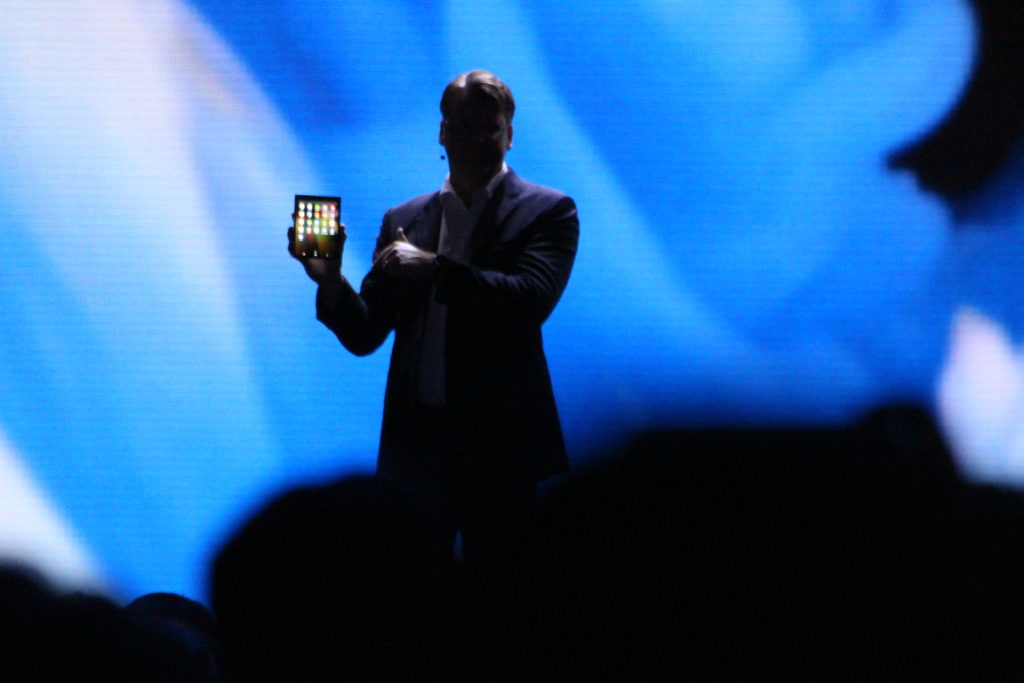 Infinity Flex Display de Samsung, el futuro cercano para Android es plegable #SDC18
