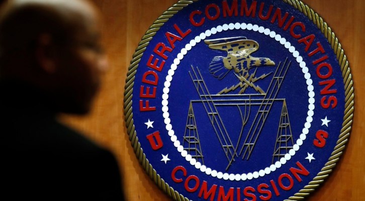 La FCC suspenderá sus actividades este jueves si continúa el cierre del gobierno de los Estados Unidos