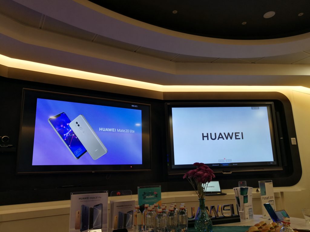 Huawei presenta oficialmente el Mate 20 Lite y P Smart 2019 en Chile