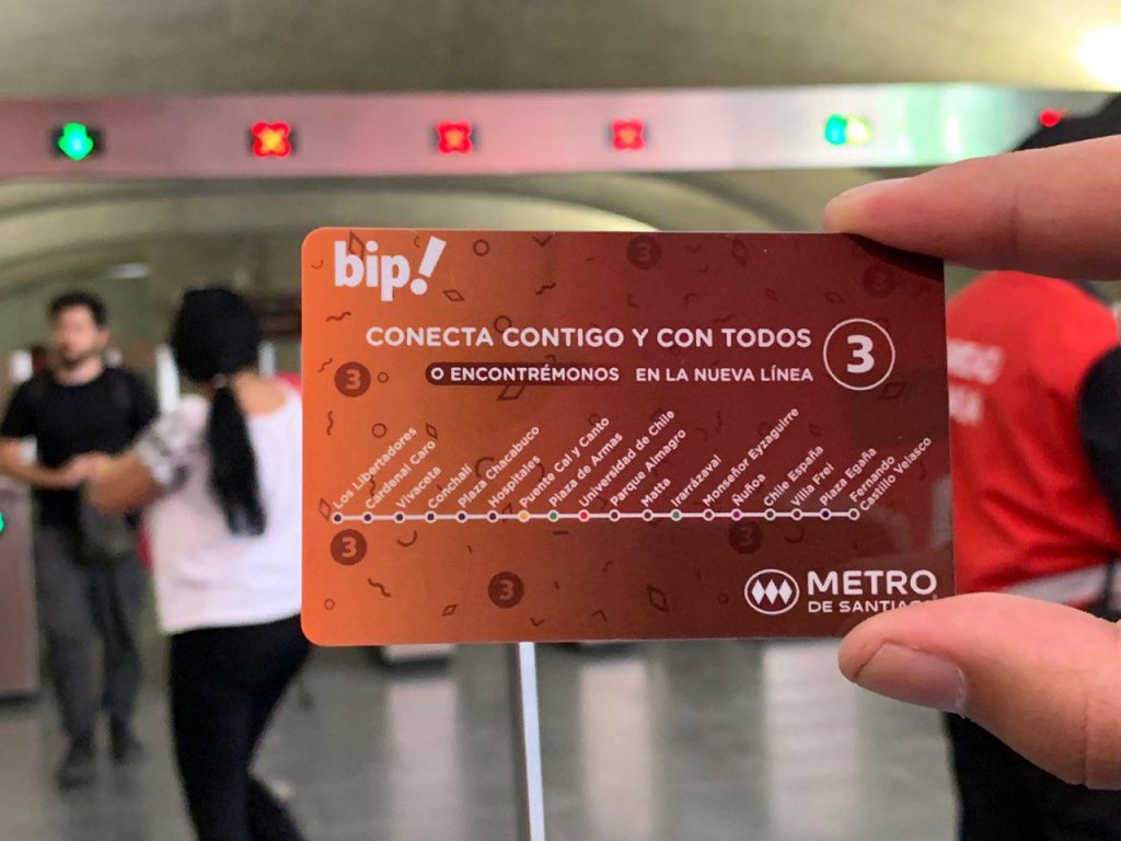 Metro de Santiago inaugura la Línea 3 con cobertura confirmada de algunos operadores