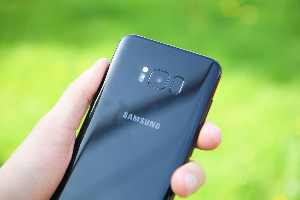 Samsung Galaxy S8 y S8+ recibe un lector de códigos QR con actualización del mes de julio