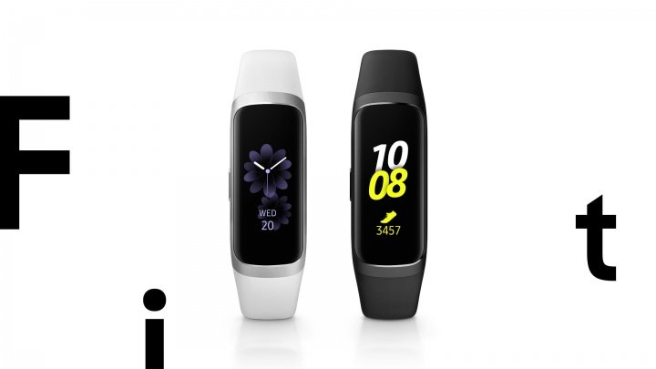 Galaxy Fit es la nueva pulsera inteligente para fitness de Samsung