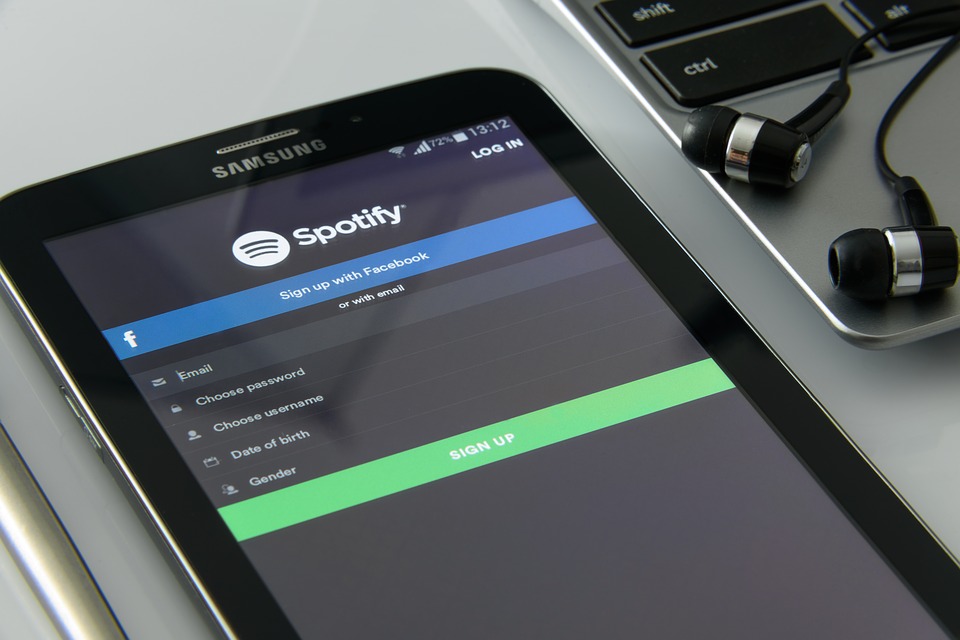 Spotify bloqueará a los usuarios gratuitos que eluden la publicidad