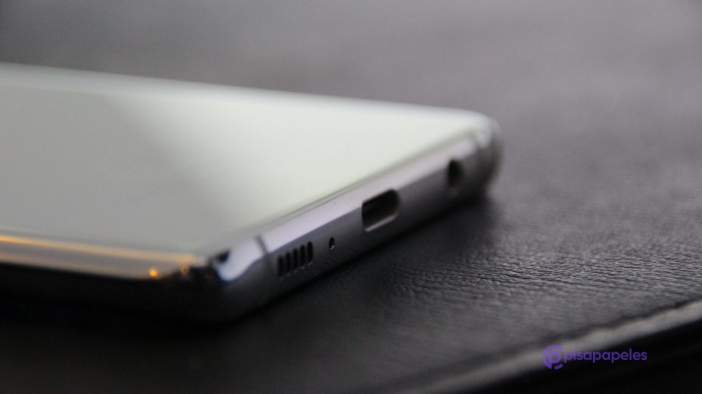 El próximo Galaxy Note 10 vendría sin conector 3.5mm para audífonos y así ofrecer más batería