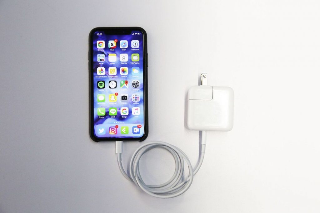 apple iphone cargador rapido portada