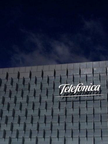 Telefónica edificio portada