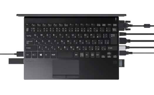 VAIO SX12 es una laptop compacta con gran variedad de puertos