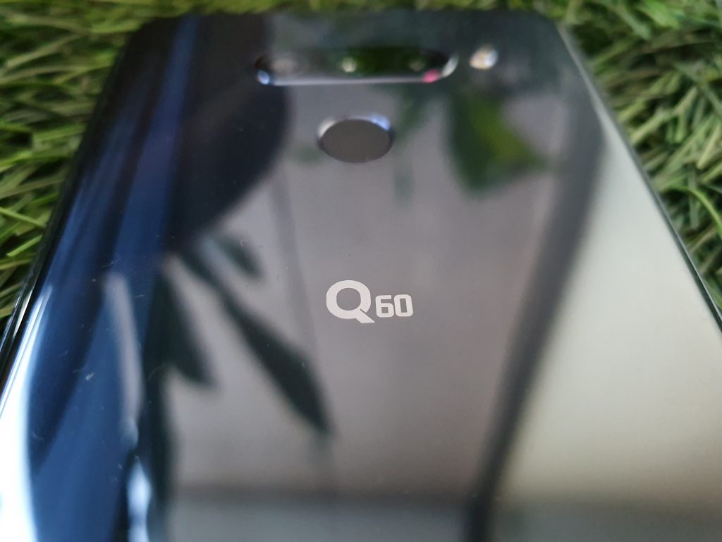 Review LG Q60
