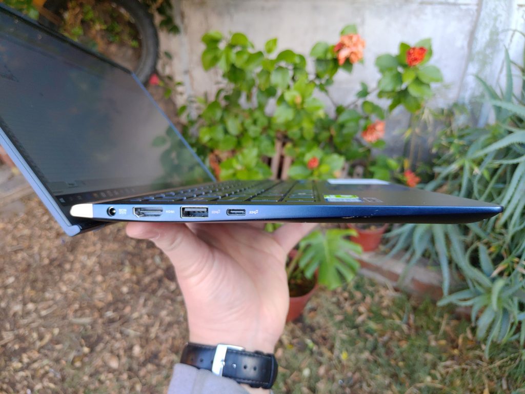 ASUS ZenBook 14 foto 30