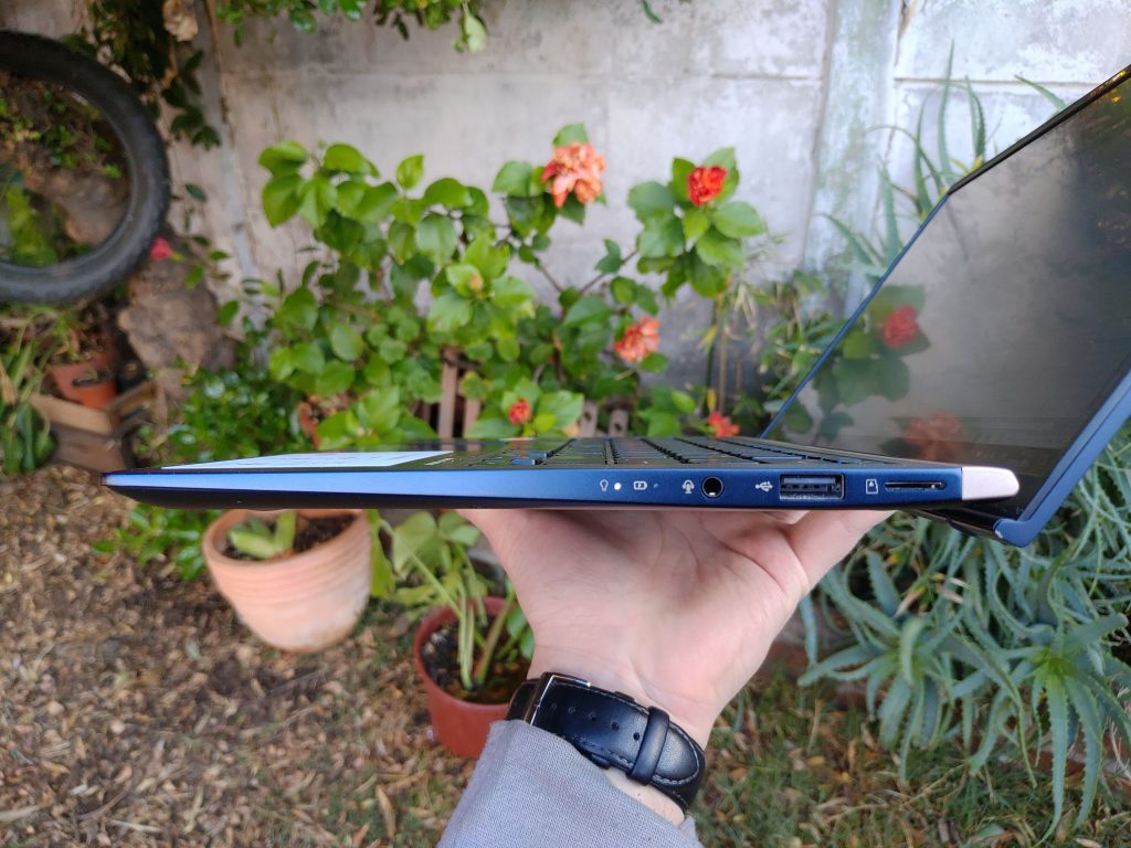 ASUS ZenBook 14 foto 29